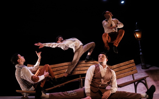 Sous le poids des plumes