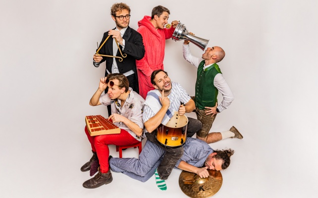 Louie's Cage Percussion